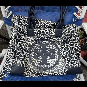 Tory Bur h Tote